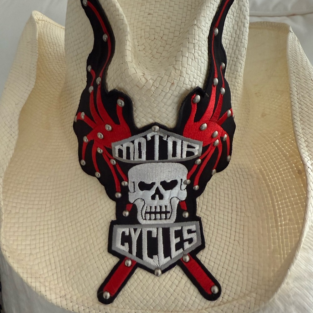 Vintage White Cowboy Hat with Skull and Flames Design